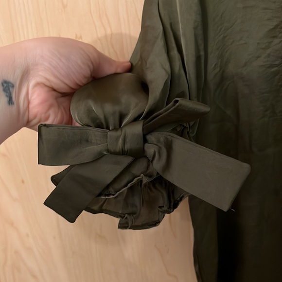 Misa Los Angeles Ida Top Green Short Sleeve Size S - Picture 9 of 16